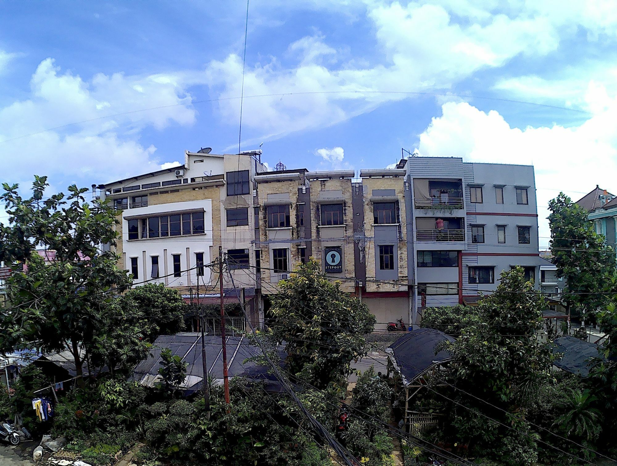 Asoka Inn Bandung Exterior photo